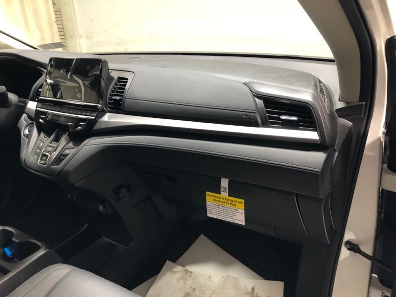 2026 Honda Odyssey EX-L - Photo 14