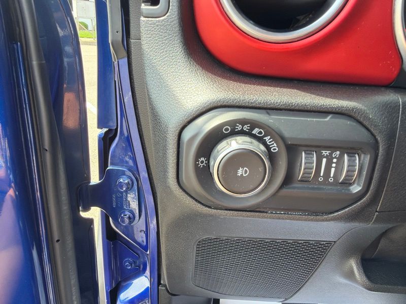Used 2020 Jeep Wrangler SUV