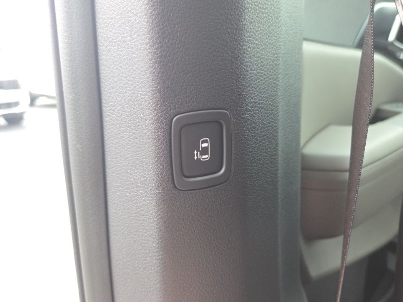 New 2027 Kia Carnival MPV Van