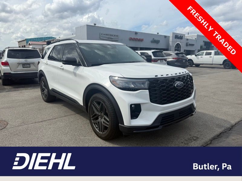White Metallic 2025 Ford Explorer ST AWD SUV / Crossover All-Wheel Drive Automatic