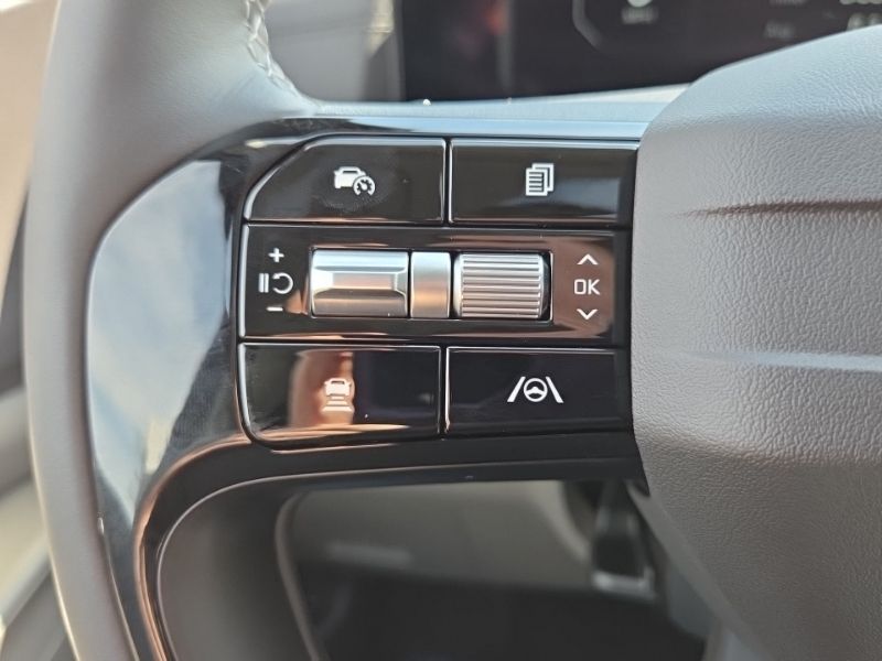 New 2027 Kia Carnival MPV Hybrid Van