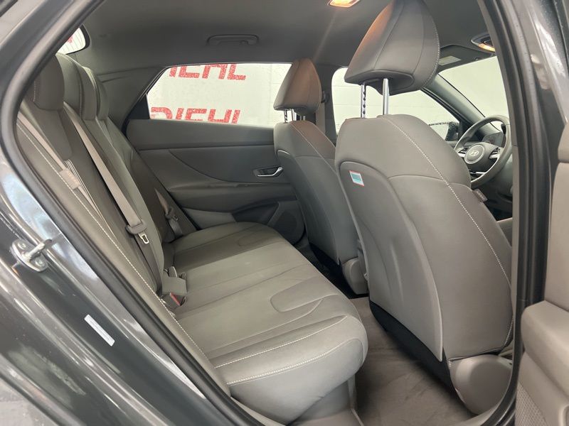 Used 2025 Hyundai Elantra Hybrid Sedan