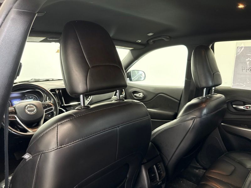 Used 2019 Jeep Cherokee SUV