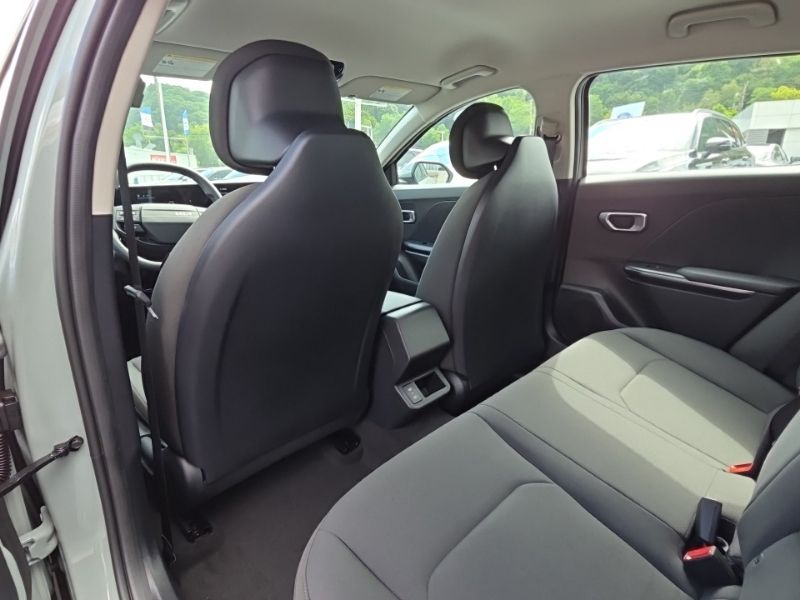 New 2026 Kia K4 Sedan