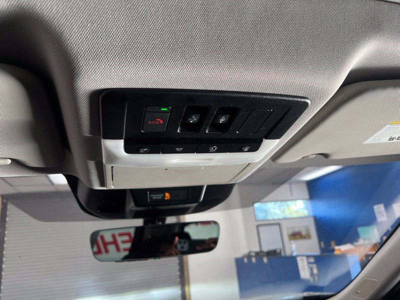 Used 2023 Nissan Rogue SUV