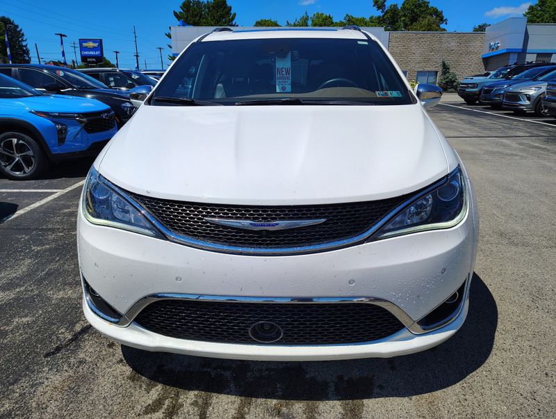 Used 2020 Chrysler Pacifica Van