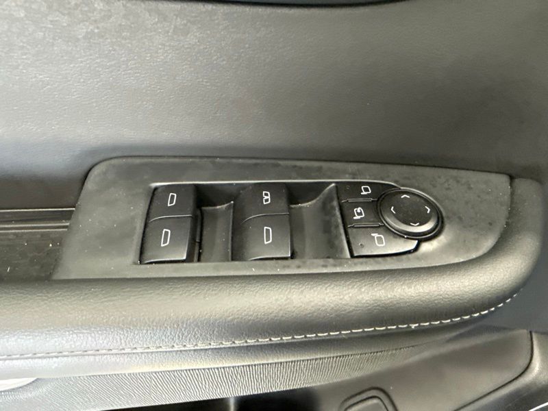 Used 2025 Buick Enclave SUV