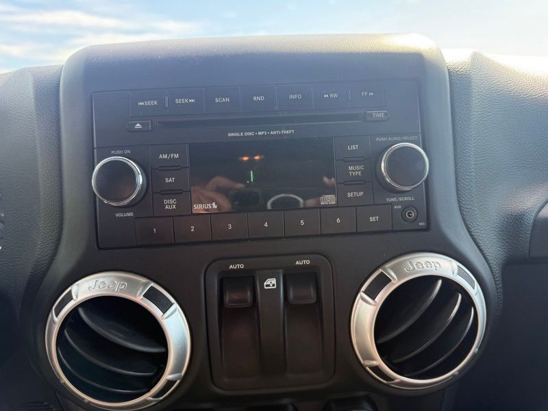 Used 2017 Jeep Wrangler SUV