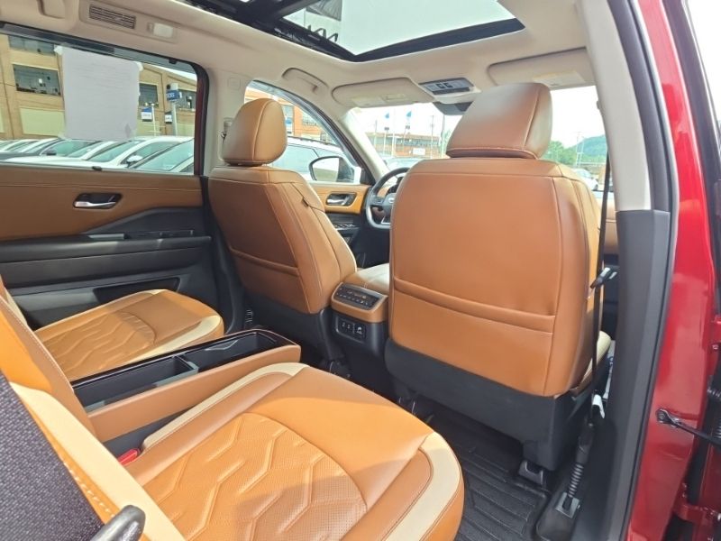 Used 2026 Nissan Pathfinder SUV