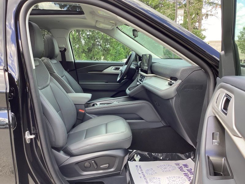 New 2026 Ford Explorer SUV