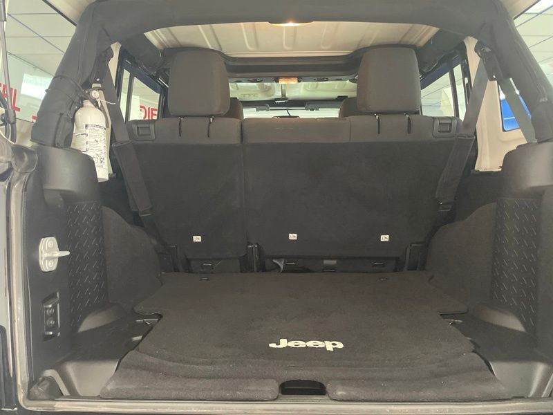 Used 2016 Jeep Wrangler SUV