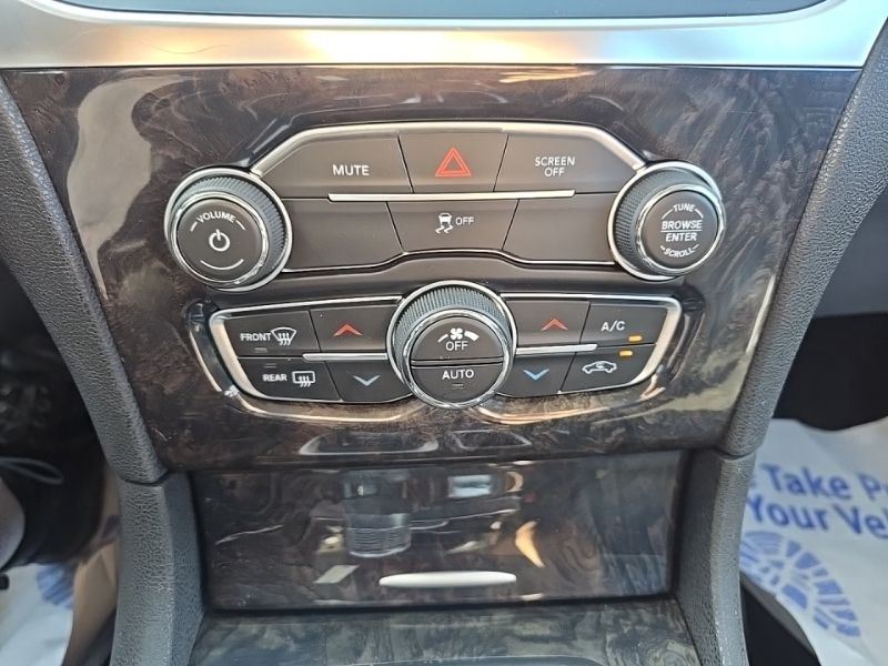 Used 2018 Chrysler 300 Sedan