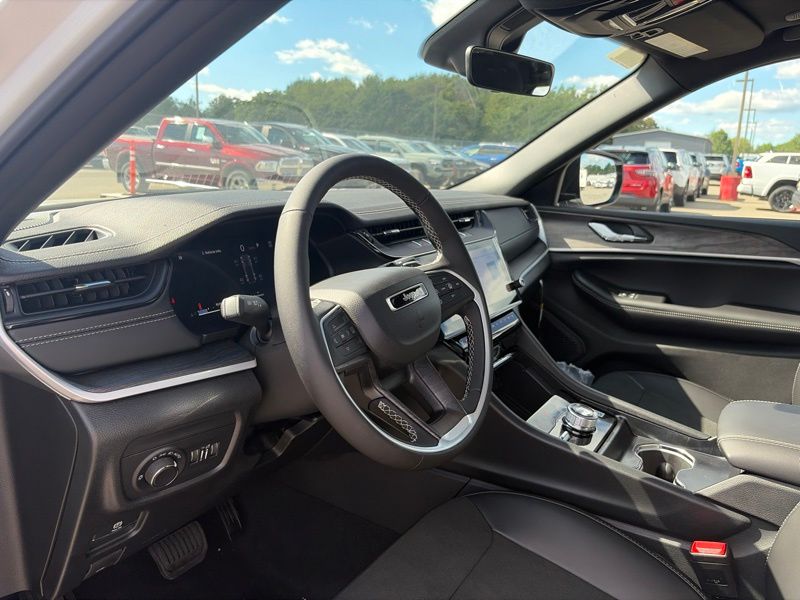 New 2026 Jeep Grand Cherokee SUV