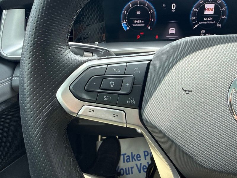 Used 2025 Volkswagen Tiguan SUV