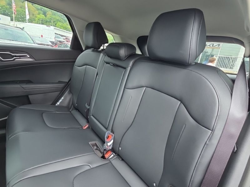 New 2027 Kia Sportage Hybrid SUV