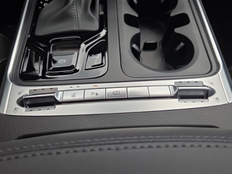 New 2027 Kia Carnival MPV Van