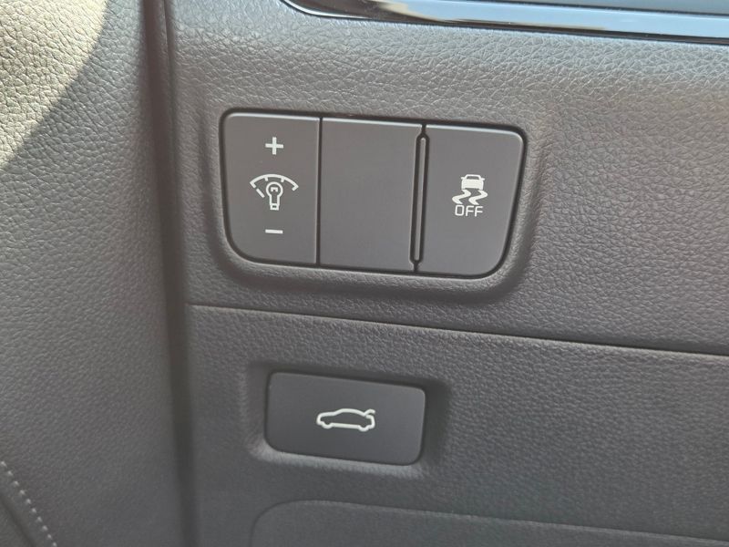 New 2026 Kia K5 Sedan