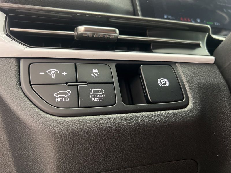 New 2026 Kia Sportage Hybrid SUV
