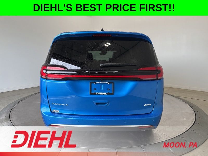 New 2027 Chrysler Pacifica Van