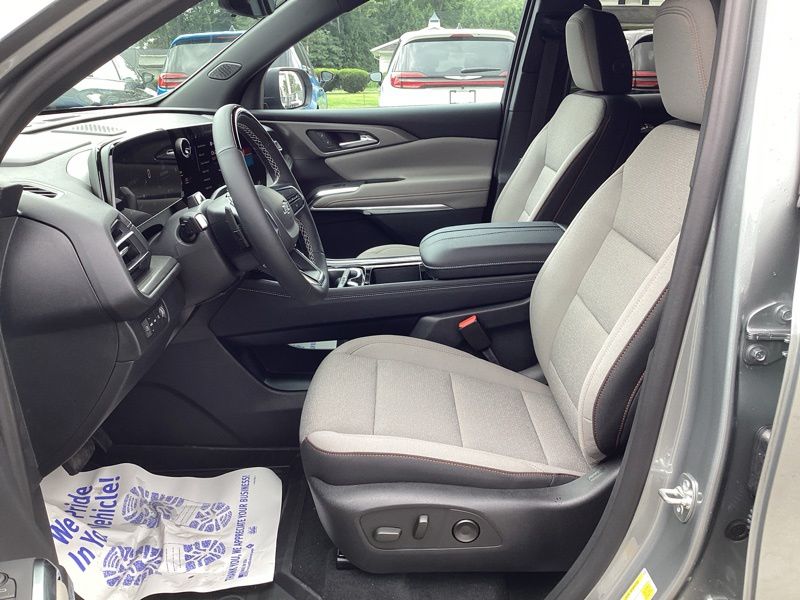 New 2027 Chevrolet Traverse SUV