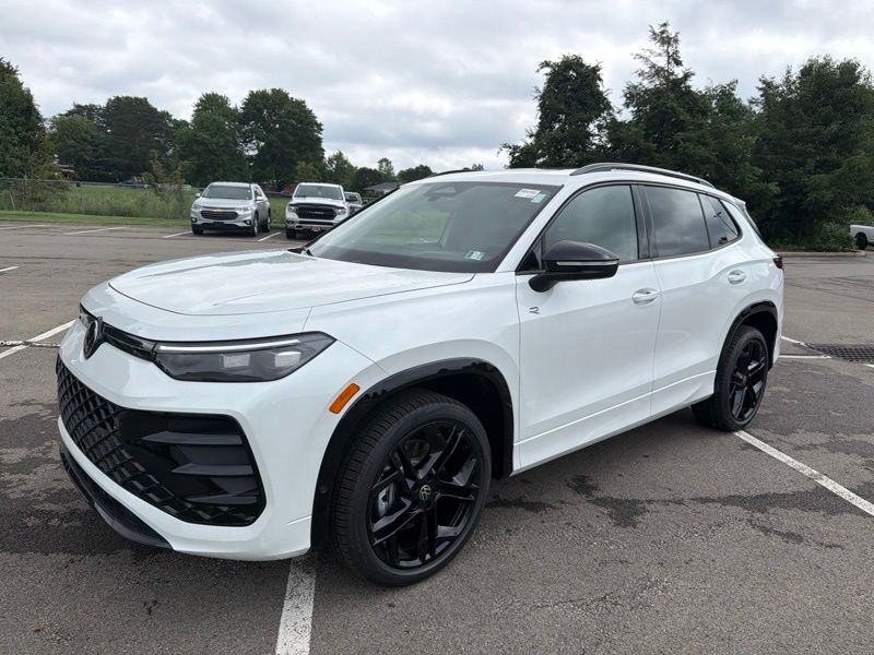 New 2026 Volkswagen Tiguan SUV