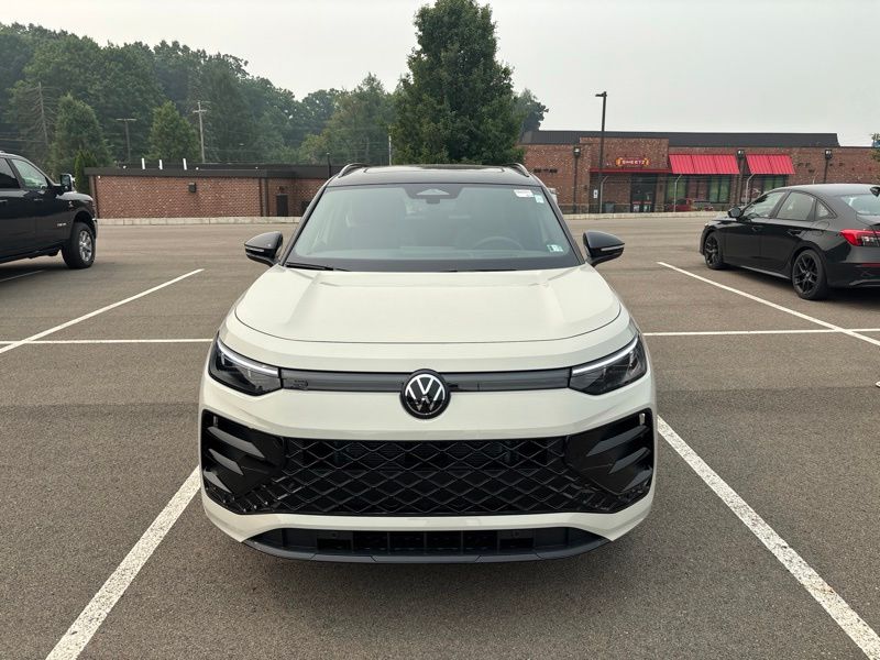 New 2026 Volkswagen Tiguan SUV