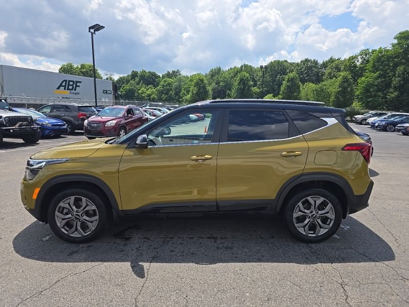 Used 2024 Kia Seltos SUV