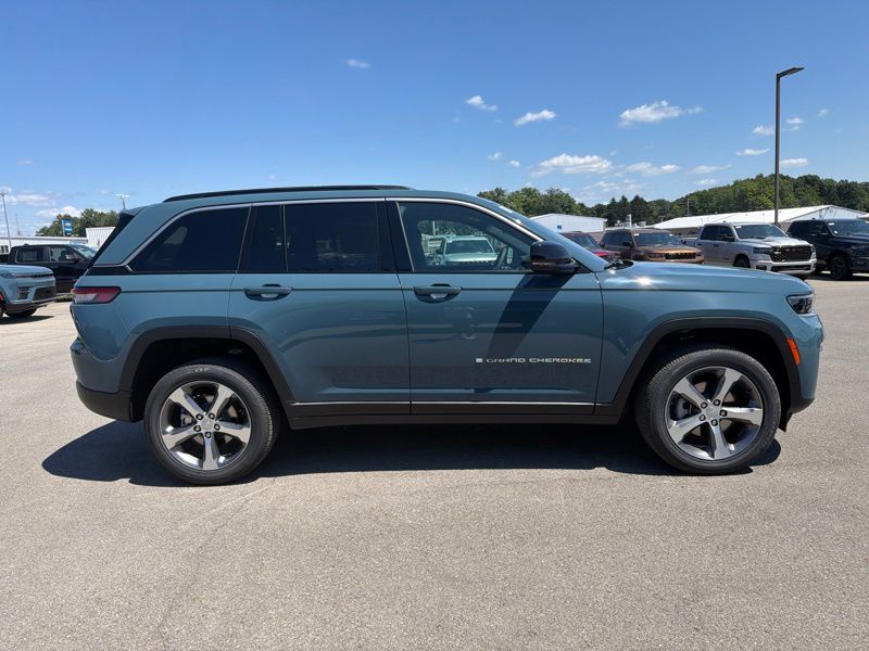 New 2026 Jeep Grand Cherokee SUV