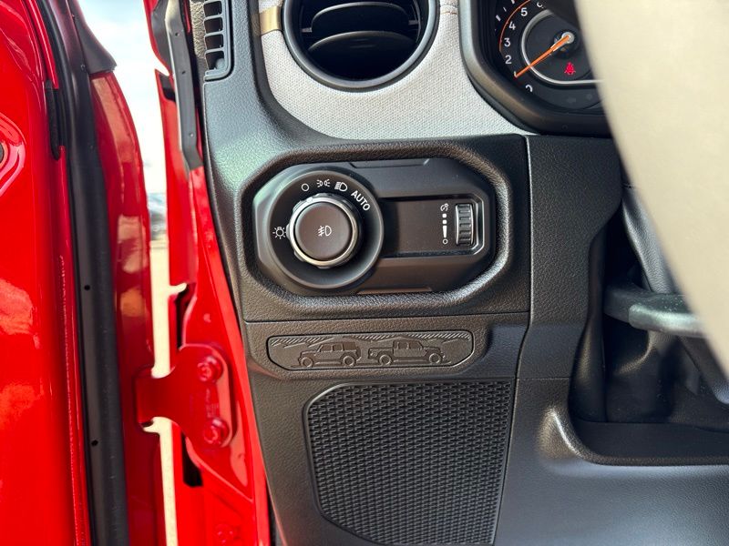 Used 2024 Jeep Wrangler SUV