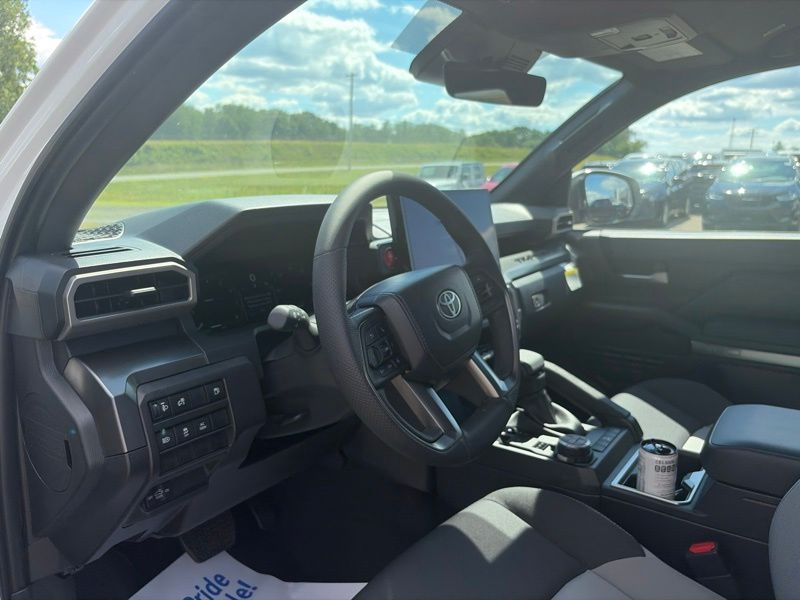 2026 Toyota Tacoma TRD Off Road - Photo 13
