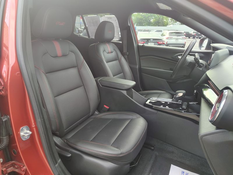 2024 Chevrolet Trax RS - Photo 19