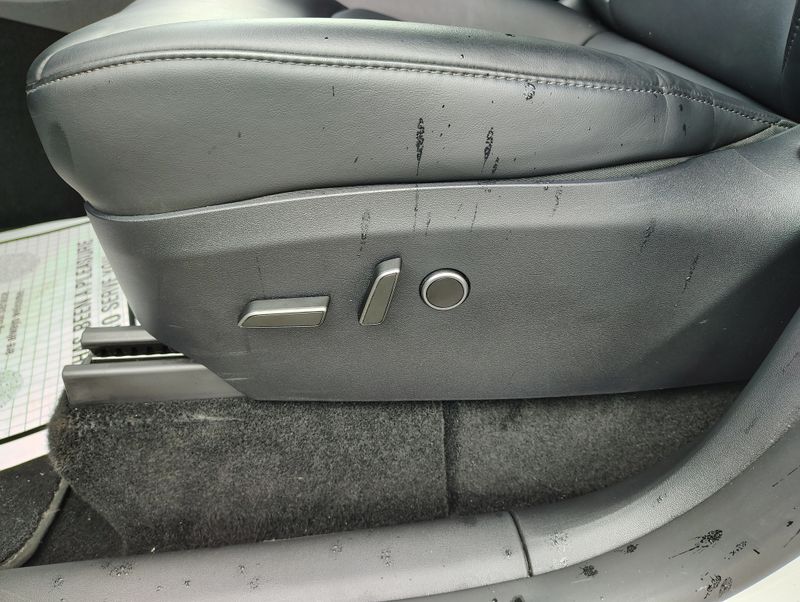 Used 2025 Tesla Model Y SUV