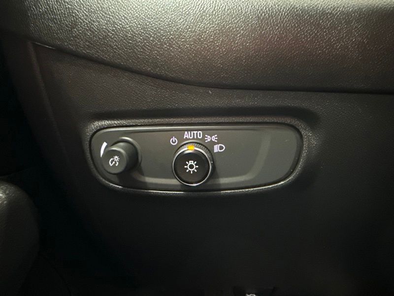 Used 2023 Chevrolet Equinox SUV