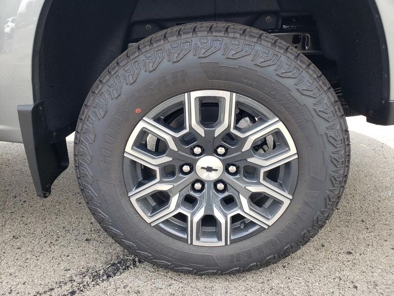 New 2026 Chevrolet Colorado Truck