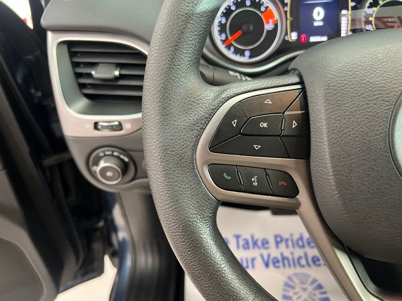 Used 2019 Jeep Cherokee SUV