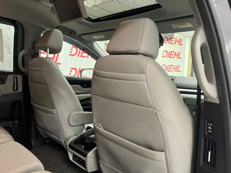 Used 2023 Honda Odyssey Van