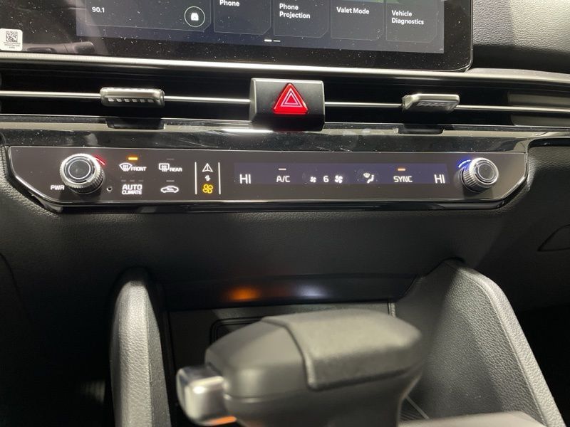 2026 Kia Sportage EX - Photo 32