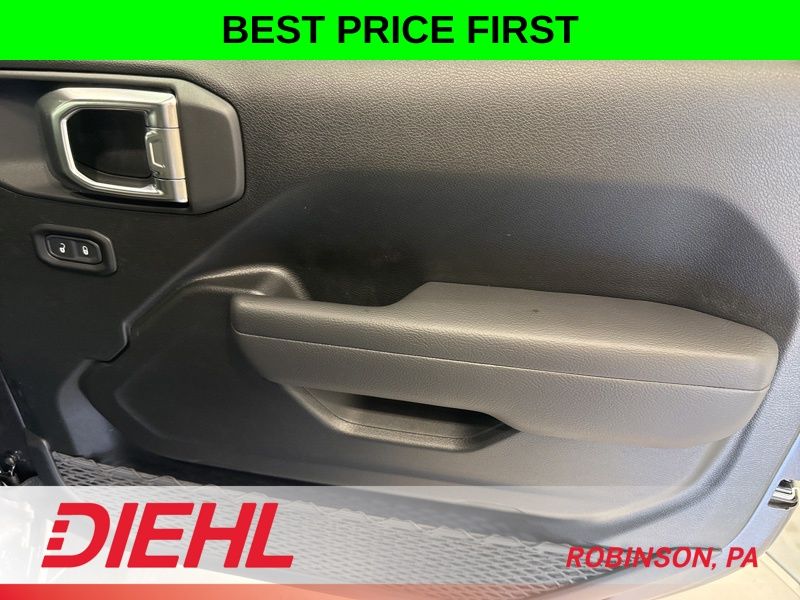 New 2026 Jeep Wrangler SUV