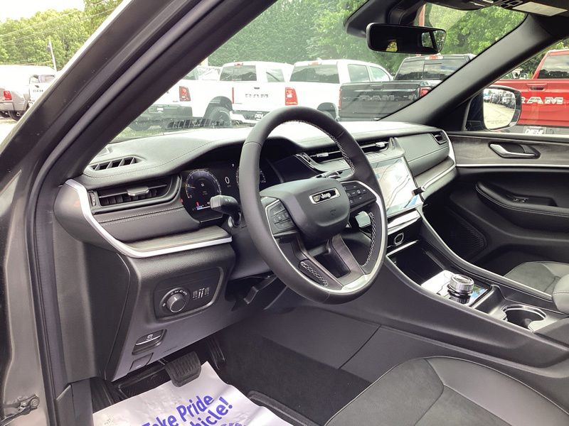 New 2026 Jeep Grand Cherokee SUV