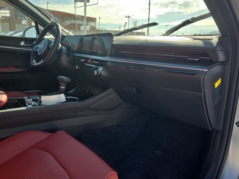 New 2026 Kia K5 Sedan