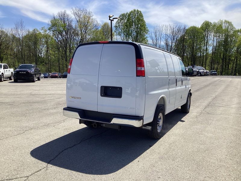 New 2026 Chevrolet Express 2500 Van
