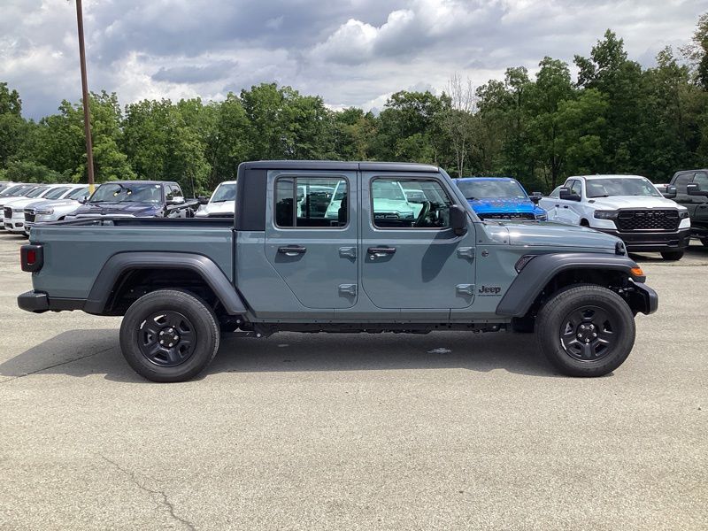 New 2026 Jeep Gladiator Truck