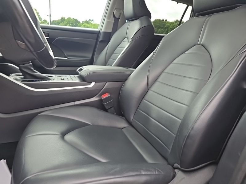 Used 2021 Toyota Highlander SUV