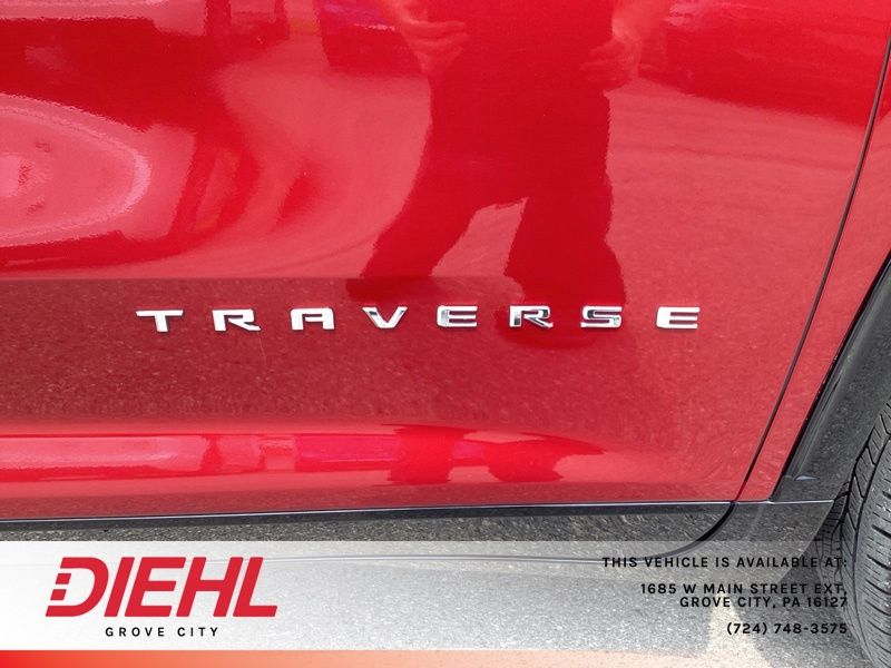 Used 2024 Chevrolet Traverse SUV