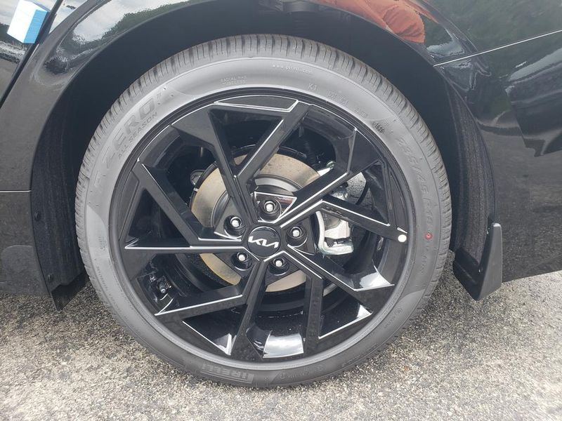 New 2026 Kia K5 Sedan
