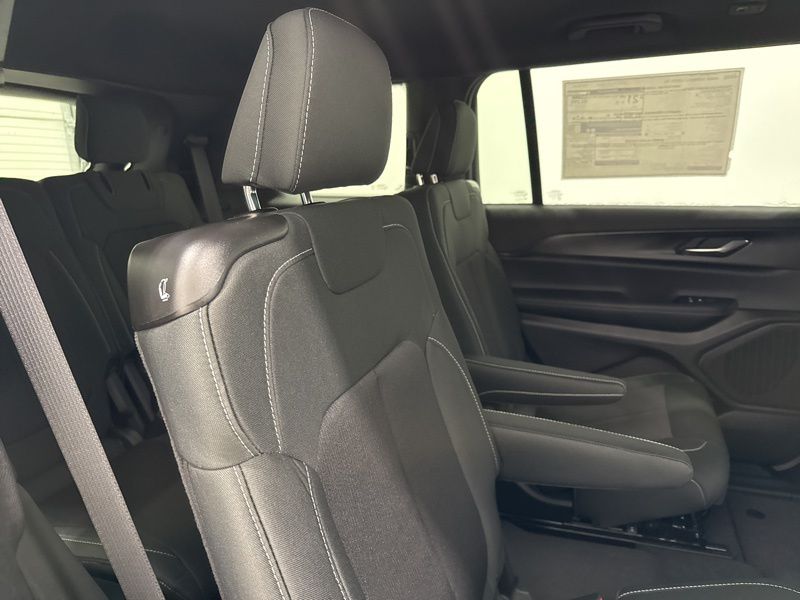 New 2026 Jeep Grand Cherokee L SUV