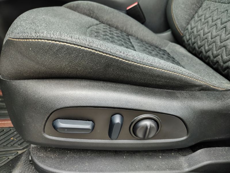 Used 2022 Chevrolet Equinox SUV