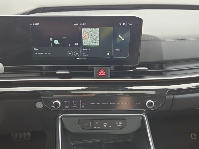 New 2027 Kia Carnival MPV Van
