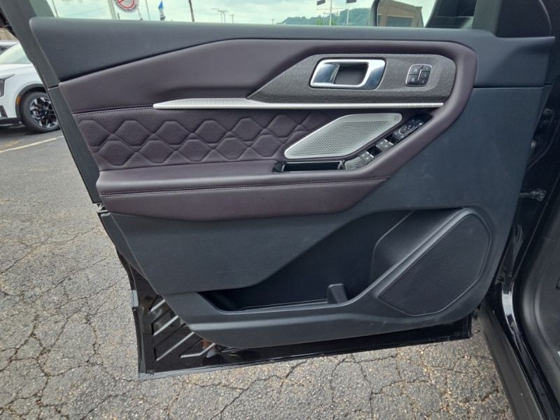 Used 2026 Ford Explorer SUV