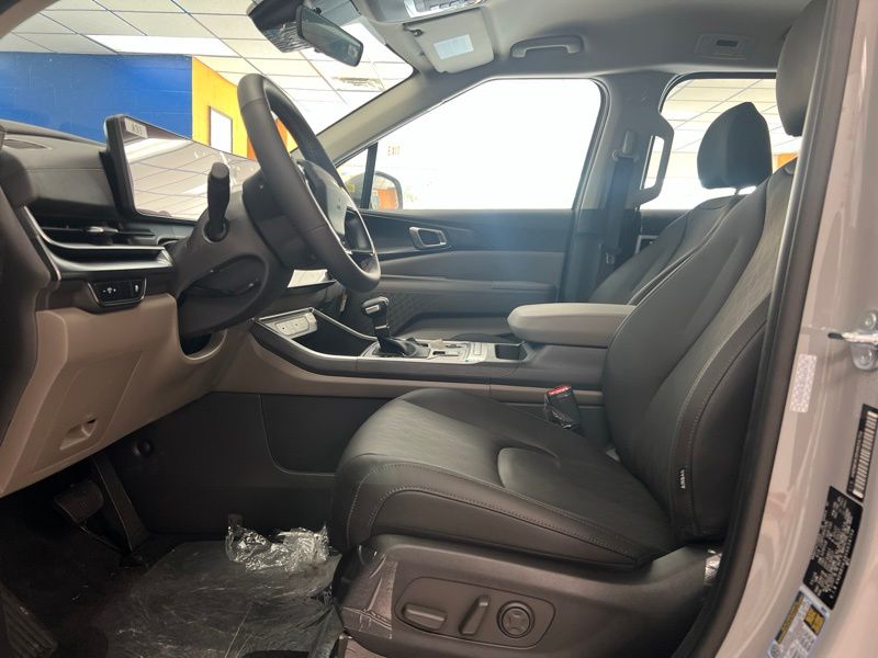 New 2027 Kia Carnival MPV Van